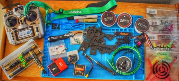 Mantenimiento y Reparación de Drones FPV | Diagnóstico Profesional
